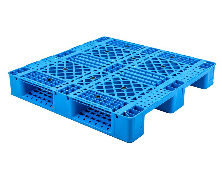 塑料托盤加鋼管的作用是什么？