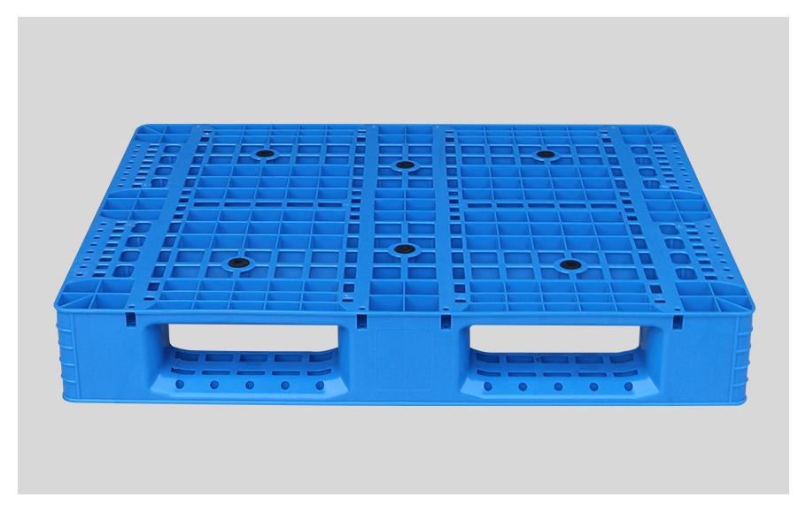 1008網(wǎng)格川字塑料托盤正面